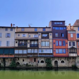 Mazamet et Castres. La dernière photo a été prise à Castelnaudary, sur le canal du Midi ⛴.#occitanie